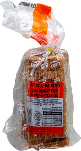 לחם שיפון מלא עם אגוזים וצימוקים