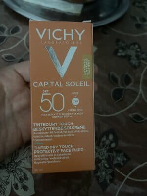 Vichy Capital Soleil BB crème solaire SPF50