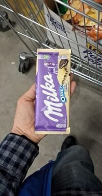 שוקולד מילקה לבן עם אוראו 100 גרם