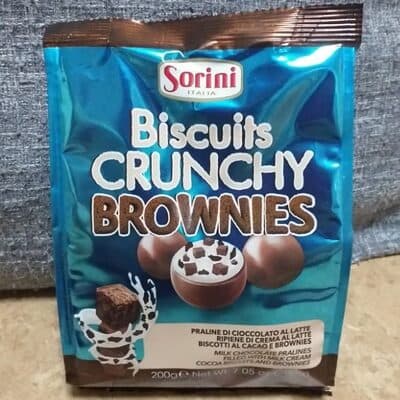 Biscuit crunchy brownies