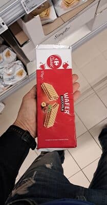 Gaufrette fourrée à la crème de noisettes